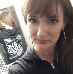 Meet your Posher, Haley